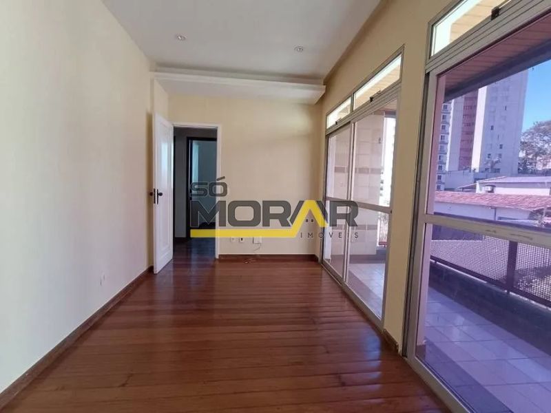 Apartamento com 3 quartos — Sagrada Família, Belo Horizonte