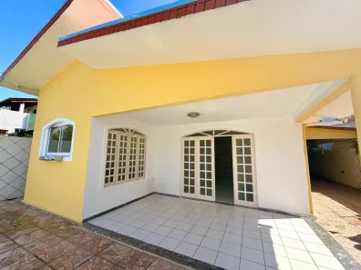 Casa com 5 Quartos para alugar, 300m² no Bessa, João Pessoa