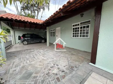 Casa com 3 Quartos à venda, 200m² no Velha Central, Blumenau