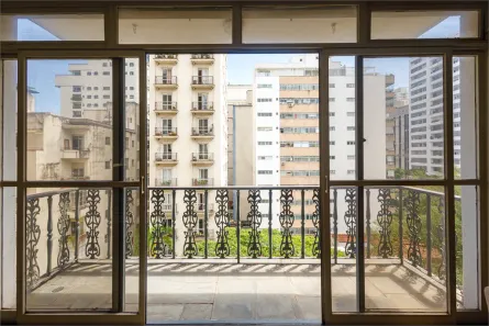 Apartamento com 3 Quartos à venda, 212m² no Cerqueira César, São Paulo