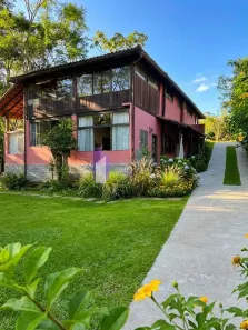 Imóvel Comercial com 5 Quartos à venda, 300m² no Vila de Maringá, Itatiaia