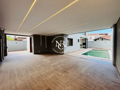 Sobrado com 4 Quartos à venda, 390m² no Enseada, Guarujá