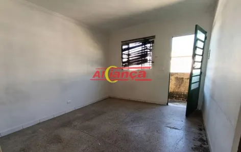 Casa com 2 Quartos para alugar, 50m² no Cidade Brasil, Guarulhos