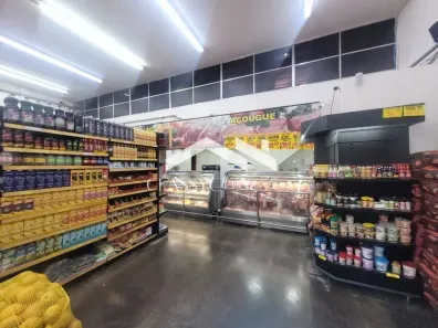 Galpão/Depósito/Armazém à venda, 360m² no Pacaembu, Uberlândia