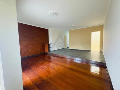 Casa com 3 Quartos para alugar, 250m² no Vila Proost de Souza, Campinas