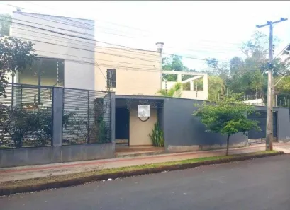 Casa com 3 Quartos à venda, 201m² no Cambezinho, Londrina