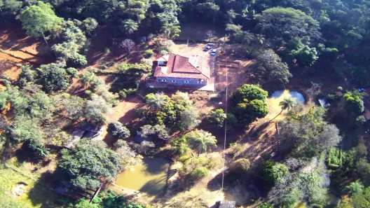 Fazenda/Sítio com 4 Quartos à venda, 23000m² no , Itatiaiuçu
