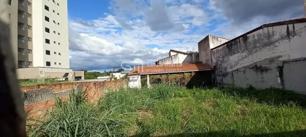 Lote/Terreno à venda, 242m² no Cruz, Lorena
