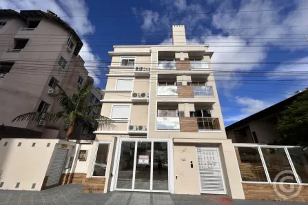 Apartamento com 2 Quartos para alugar, 53m² no Canasvieiras, Florianópolis