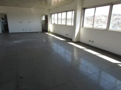 Sala Comercial para alugar, 125m² no Carlos Prates, Belo Horizonte