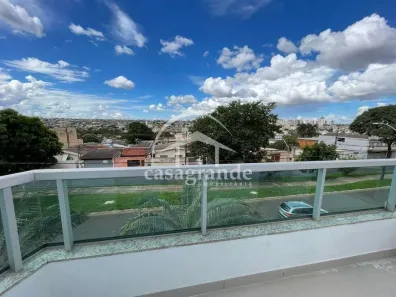 Apartamento com 3 Quartos para alugar, 80m² no Chácaras Tubalina e Quartel, Uberlândia