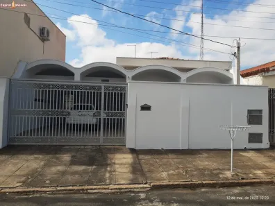 Sobrado com 4 Quartos à venda, 216m² no Centro, Indaiatuba