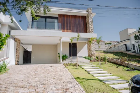 Sobrado com 4 Quartos à venda, 300m² no Santa Claudina, Vinhedo