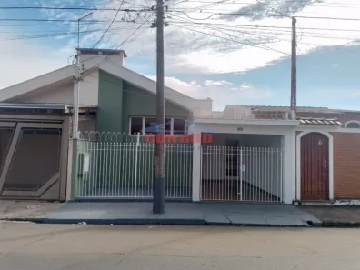 Casa com 3 Quartos para alugar, 230m² no Vila Deriggi, São Carlos