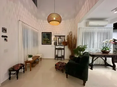 Sobrado com 3 Quartos à venda, 180m² no Vila Oliveira, Mogi das Cruzes