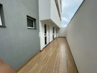 Apartamento com 2 Quartos à venda, 72m² no Santa Mônica, Uberlândia