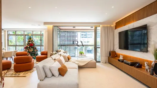 Apartamento com 3 Quartos à venda, 198m² no Água Verde, Curitiba