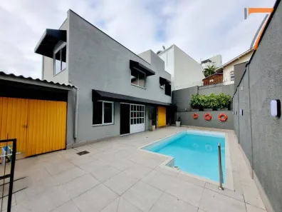 Casa com 4 Quartos à venda, 330m² no Bom Abrigo, Florianópolis