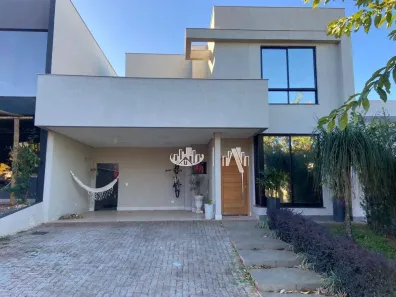 Casa de Condomínio com 4 Quartos à venda, 215m² no Jardim Adriana I, Londrina