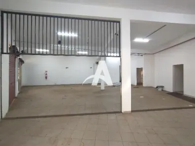Sala Comercial para alugar, 250m² no Martins, Uberlândia