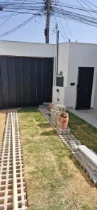 Casa com 2 Quartos à venda, 70m² no Planalto, Uberlândia