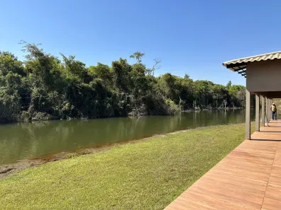Fazenda/Sítio com 4 Quartos à venda, 3m² no Centro, Piracanjuba