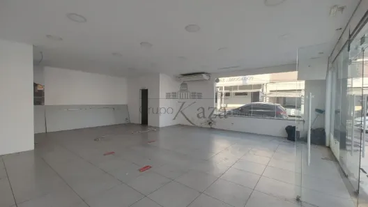 Prédio Comercial para alugar, 65m² no Centro, Jacareí