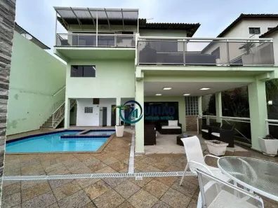 Casa com 6 Quartos à venda, 286m² no Camboinhas, Niterói