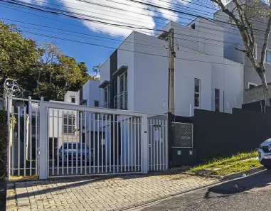 Casa de Condomínio com 3 Quartos à venda, 137m² no Pilarzinho, Curitiba