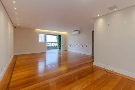 Apartamento com 3 Quartos para alugar, 198m² no Perdizes, São Paulo