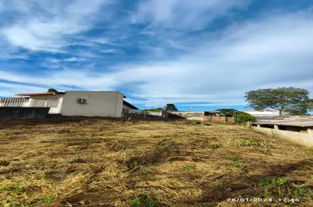 Lote/Terreno à venda, 438m² no Menino Deus, Pato Branco