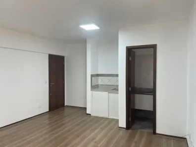 Sala Comercial à venda, 26m² no Centro, Curitiba
