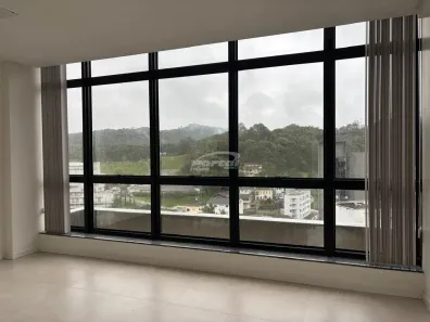 Sala Comercial à venda, 33m² no Garcia, Blumenau