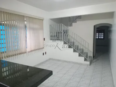 Sobrado com 3 Quartos à venda, 129m² no Bosque dos Eucaliptos, São José dos Campos