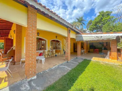 Fazenda/Sítio com 3 Quartos à venda, 342m² no Bairro Canedos, Piracaia