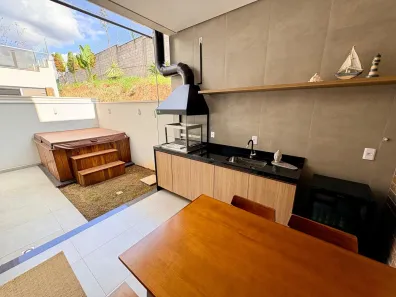 Sobrado com 3 Quartos à venda, 160m² no Jardim Celeste, Jundiaí