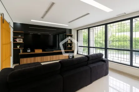 Sobrado com 6 Quartos à venda, 299m² no Jardim das Bandeiras, São Paulo