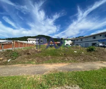 Lote/Terreno à venda, 800m² no Bela Vista, Palhoça