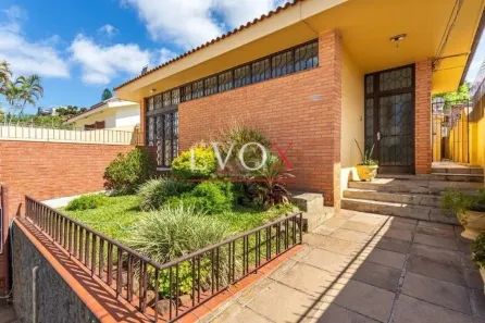 Casa com 3 Quartos à venda, 234m² no Petrópolis, Porto Alegre