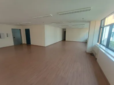Ponto Comercial para alugar, 110m² no Cidade Monções, São Paulo