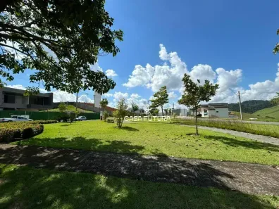 Lote/Terreno à venda, 528m² no Casa de Pedra, Volta Redonda