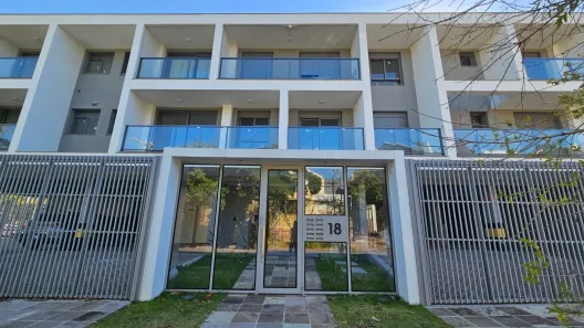 Apartamento com 2 Quartos à venda, 75m² no Chácara das Pedras, Porto Alegre