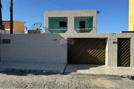 Casa com 2 Quartos à venda, 200m² no Boa Vista, Caruaru