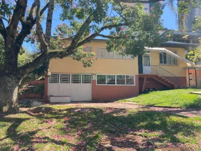 Casa para alugar, 350m² no Nossa Senhora de Lourdes, Caxias do Sul