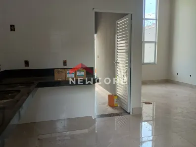 Casa com 3 Quartos à venda, 96m² no Dona Zulmira, Uberlândia