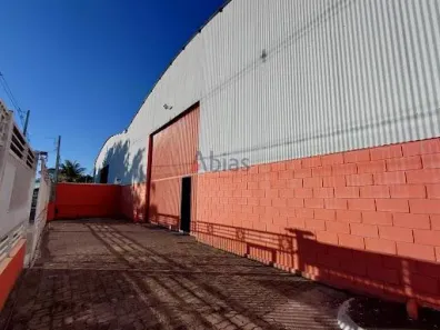 Galpão/Depósito/Armazém para alugar, 640m² no Loteamento Tutoya do Vale, São Carlos