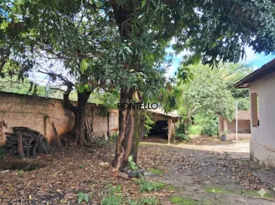 Fazenda/Sítio com 4 Quartos à venda, 275m² no Várzea, Sete Lagoas