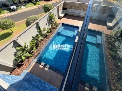 Casa de Condomínio com 4 Quartos para alugar, 375m² no Jardim Sul, Uberlândia