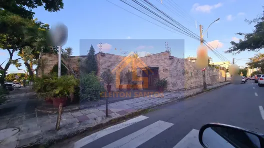 Imóvel Comercial com 5 Quartos para alugar, 700m² no Boa Viagem, Recife