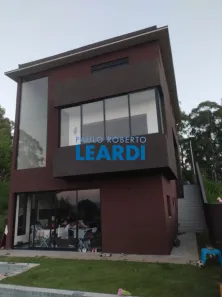 Casa de Condomínio com 3 Quartos à venda, 320m² no Colinas de Parnaíba I, Santana de Parnaíba